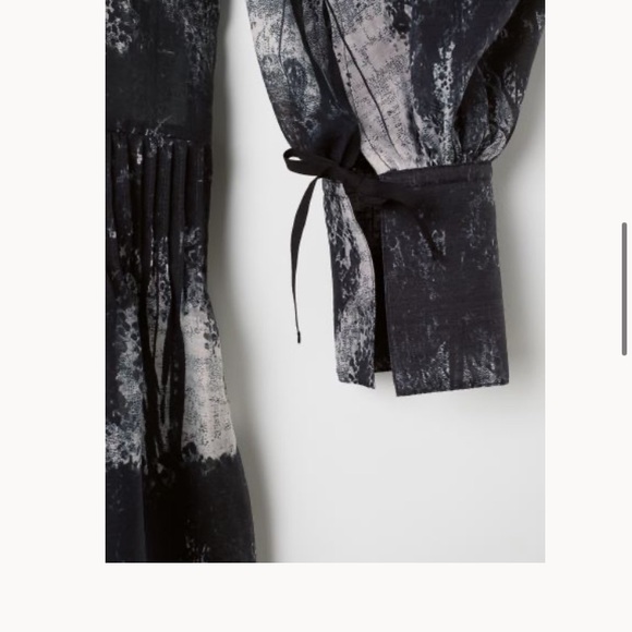 H&M conscious blouse dark blue - Picture 2 of 4